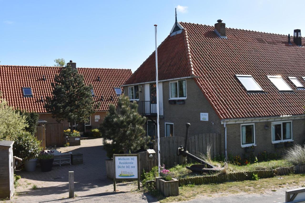 Hotel Dichtbijzee Oosterend  Exterior photo